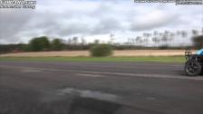 Mercedes E55 AMG vs Mercedes SLS AMG shorter race