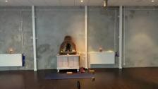 Söndag: Ashtangayoga ledd klass med Gigi
