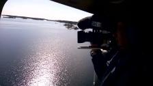 Skärgårdsradions actionreporter flyger med tyskt tv team
